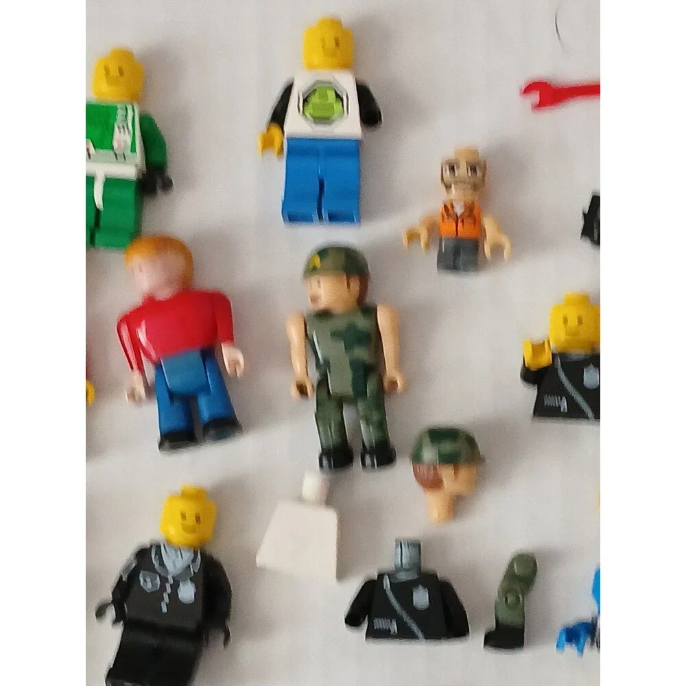 Lego Minifigures and Accessories Lot Read Description
